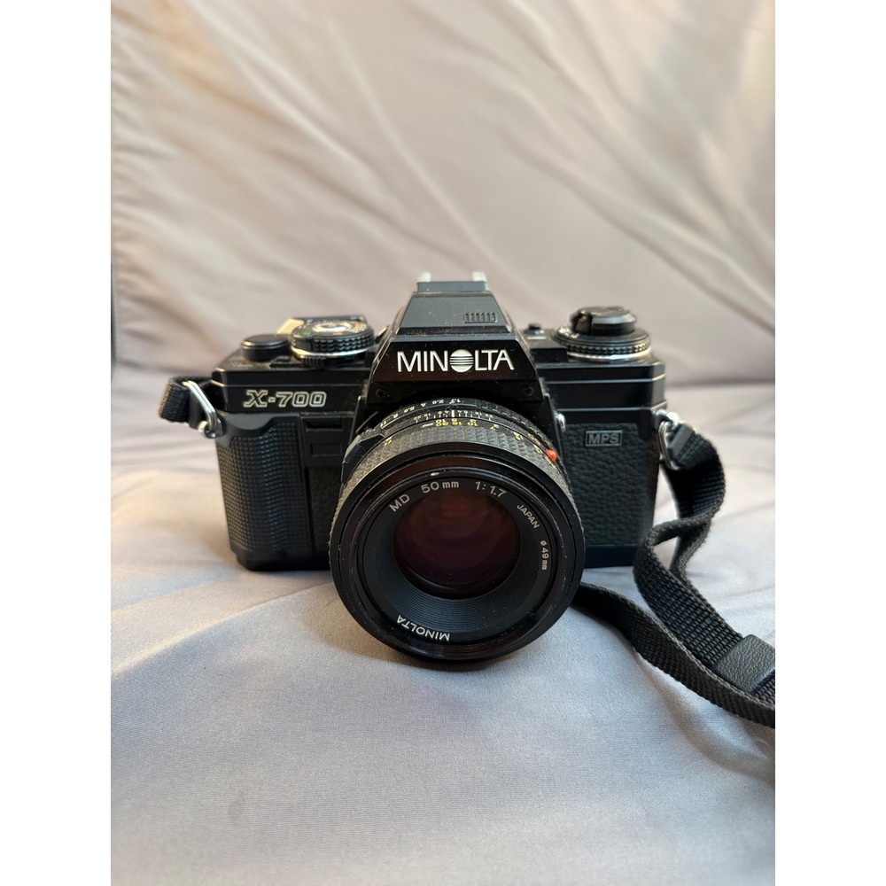 Minolta X-700 35mm SLR Film Camera with MD 50mm f/1.7 Lens Black